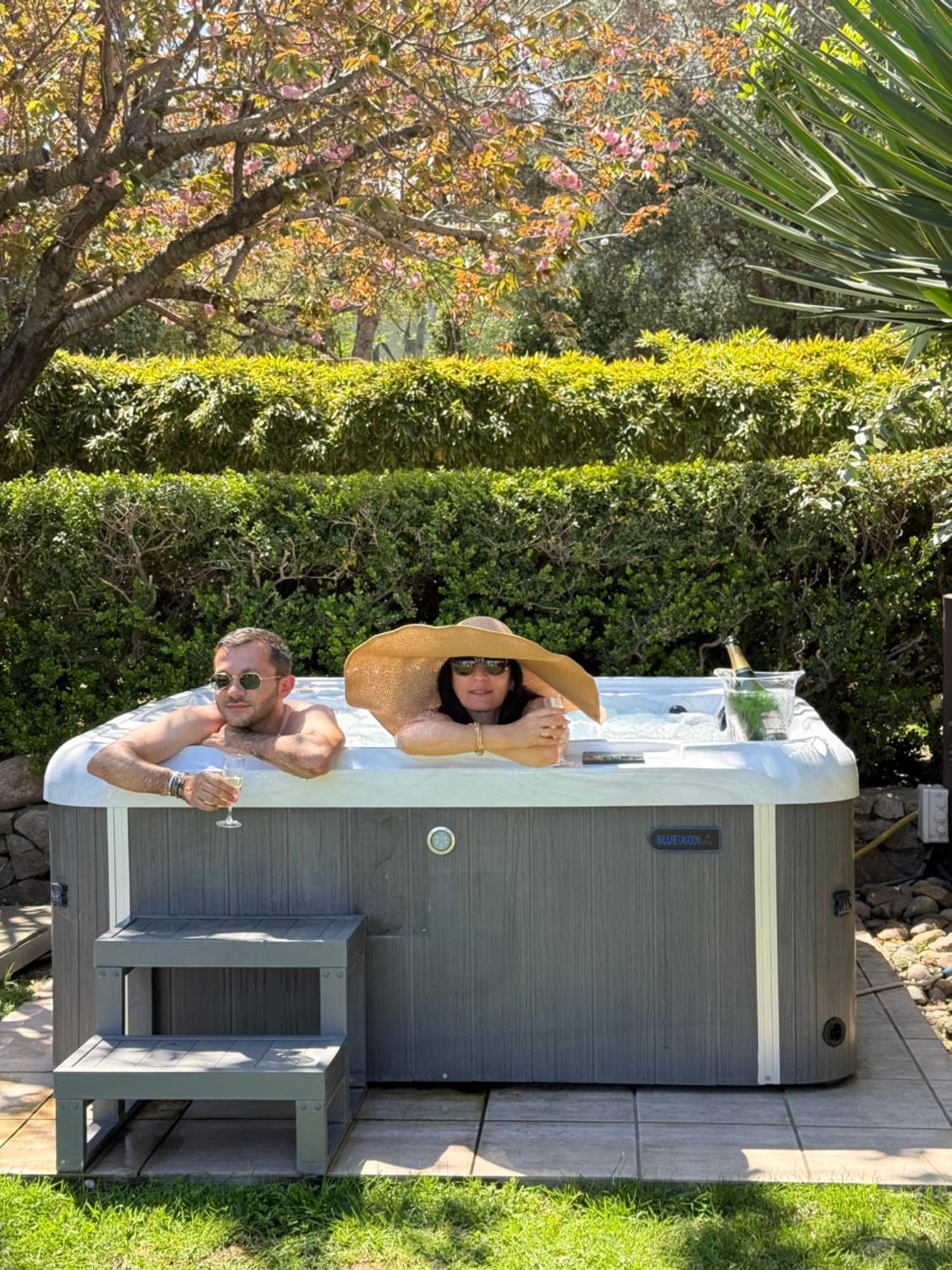 La Solenzara Hotel & Appartement & Spa ซารี โซเลนซารา ภายนอก รูปภาพ